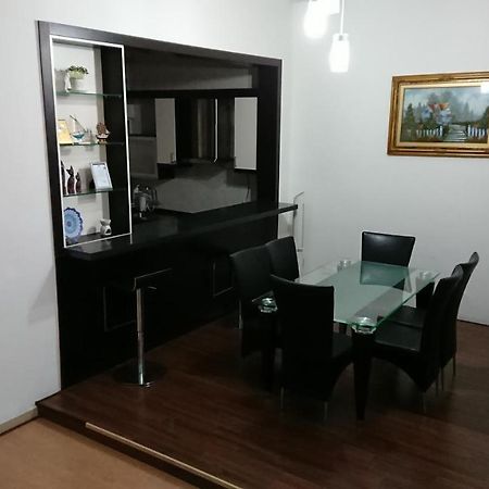 Homestay Bandar Putra Kulai Ngoại thất bức ảnh